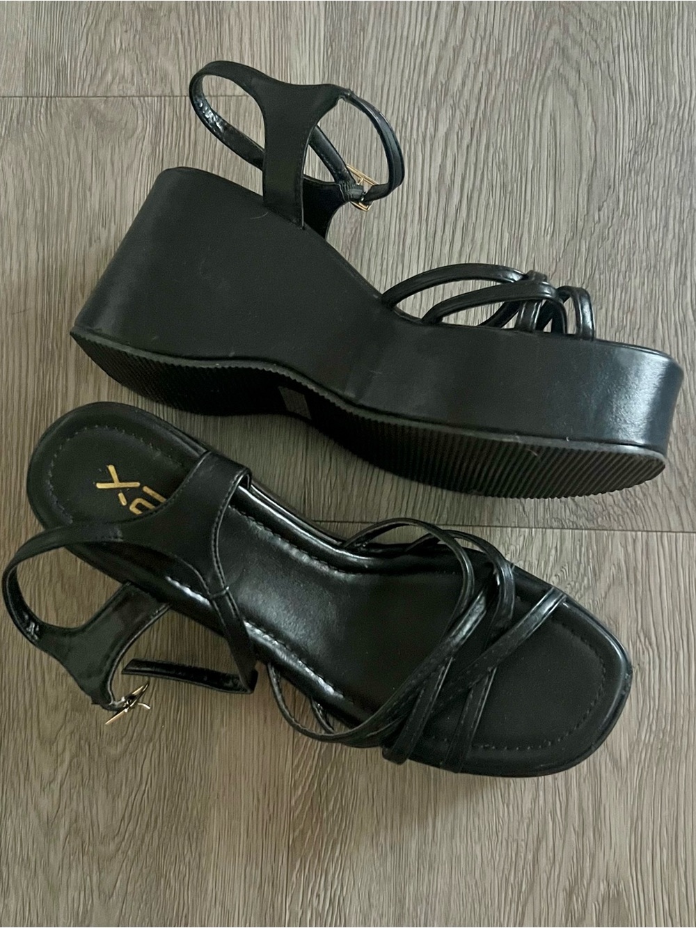 Platform strappy sandals